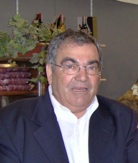 6648f45035a47efdafeee4d3f3f056e4_M